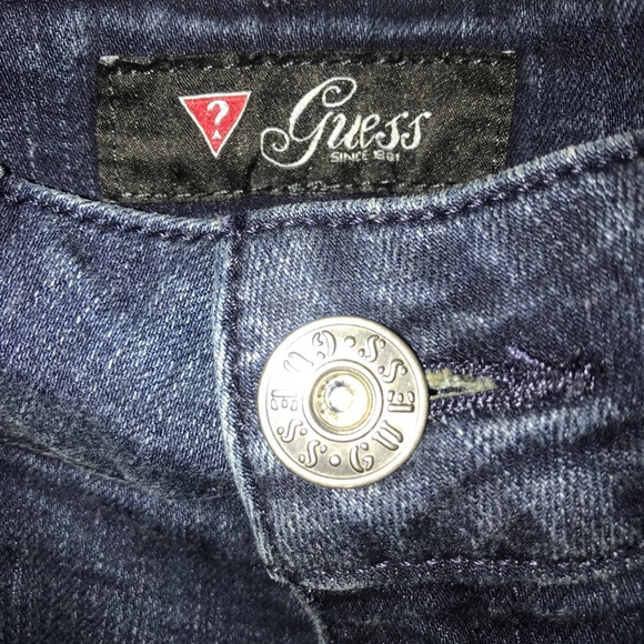 Guess Jean Shorts - Picture 6 of 9